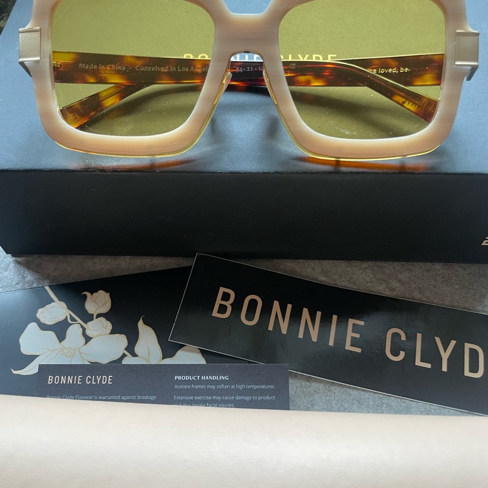 Bonnie Clyde Sunglasses in Cream and Brown